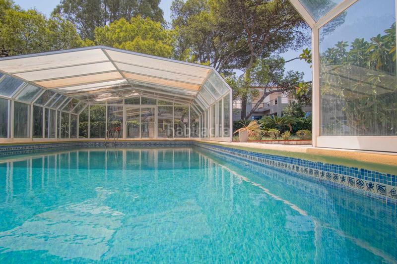 Foto c7800ebd-d4ef-4e02-bb43-54a3834c424f. Chalet con parcheggio piscina in Las Rotas / Les Rotes Dénia