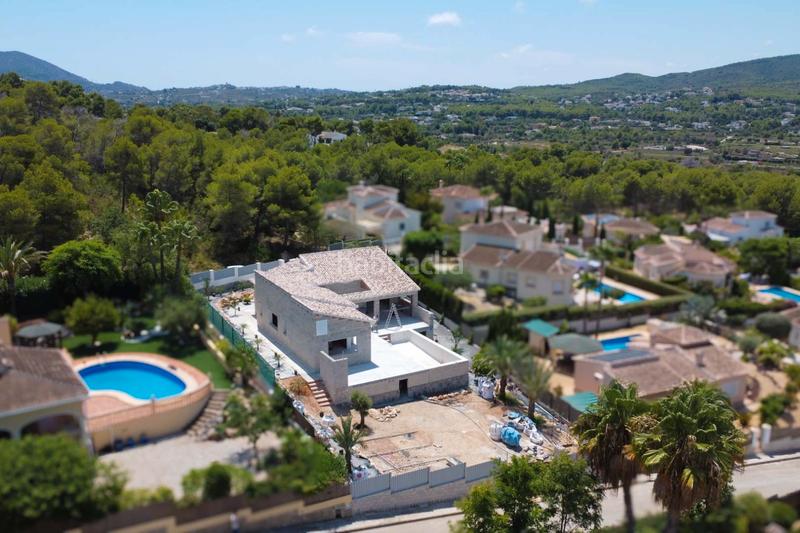 Foto ceea7bbb-f8c3-4e29-afd4-e1c319229a11. Xalet amb calefacció aparcament piscina a Partida Comunes-Adsubia Xàbia