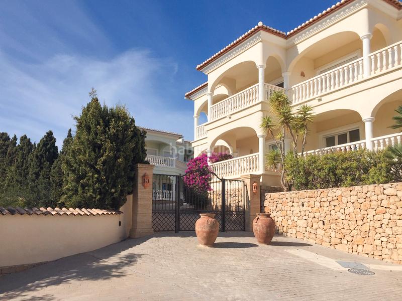 Foto e85990b1-306d-4796-8729-5d205ad6306e. Pis amb calefacció piscina a Cala Advocat-Baladrar Benissa