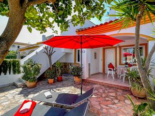 Casa adossada a Poblets (els)