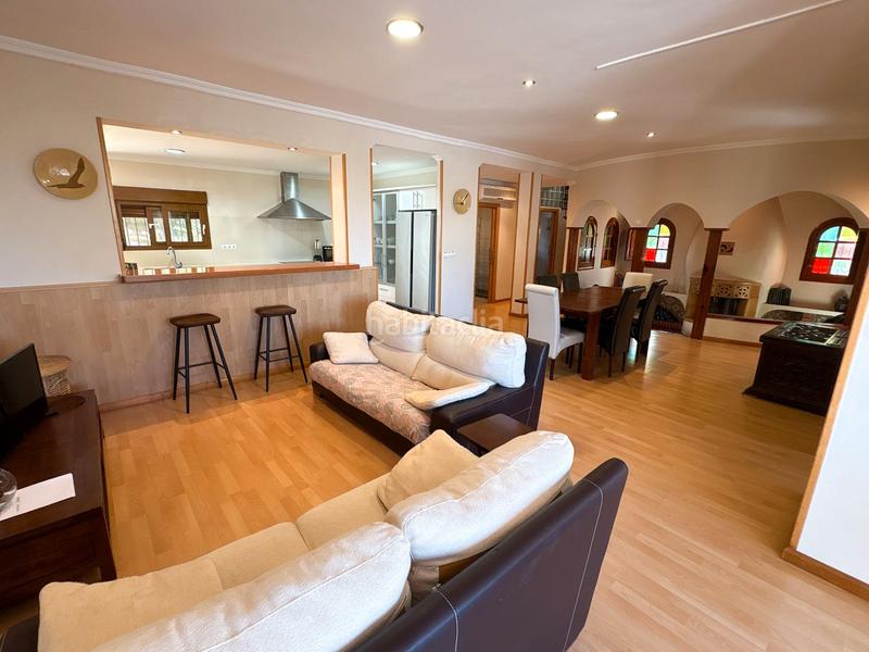 Foto cc325fd5-8149-4d59-ac2d-0065ceb2efcb. Chalet with heating pool in El Montgó Dénia