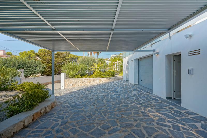 Foto 9acd2caa-c40a-475a-a8ab-130b5186aa29. Chalet mit heizung parking pool in La Fustera Benissa