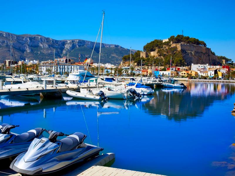 Foto b15d87b4-abbe-49f6-b3d0-39e858b661ea. Terrain résidentiel dans El Montgó Dénia