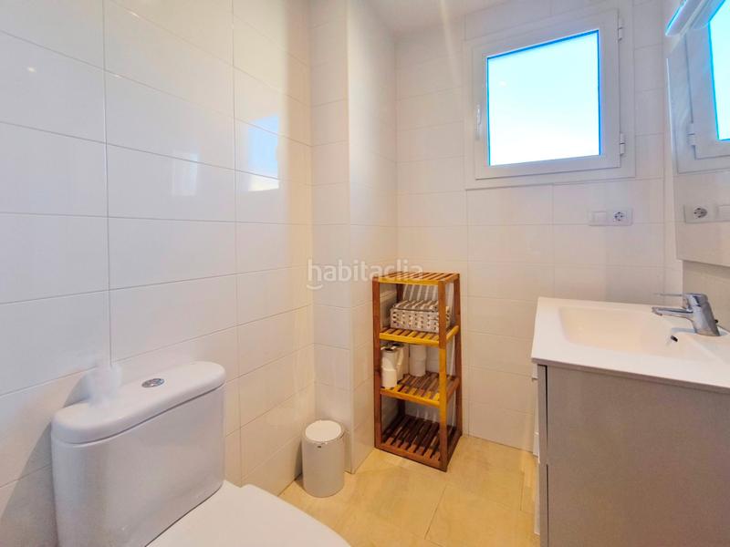 Foto 1e993af0-33dc-4c54-b0f1-9256f906dee0. Casa adosada en Miramar