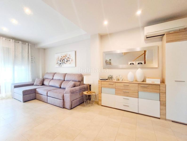 Foto 9f6542ec-732b-4bfd-aace-43eda6c843c3. Casa adosada en Miramar