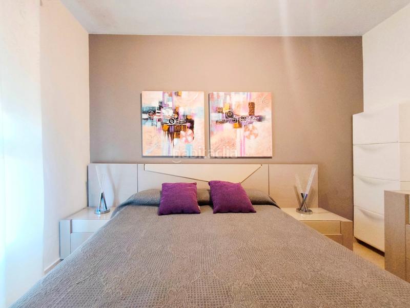 Foto cb1a3633-b17e-4a54-b21b-16856f814af7. Casa adosada en Miramar