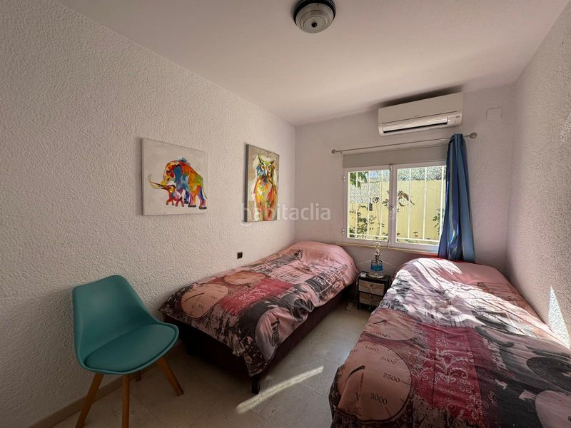 Foto 8bbc5cce-4864-4a58-8d3c-cd56742cd2f0. Chalet en Pedreguer