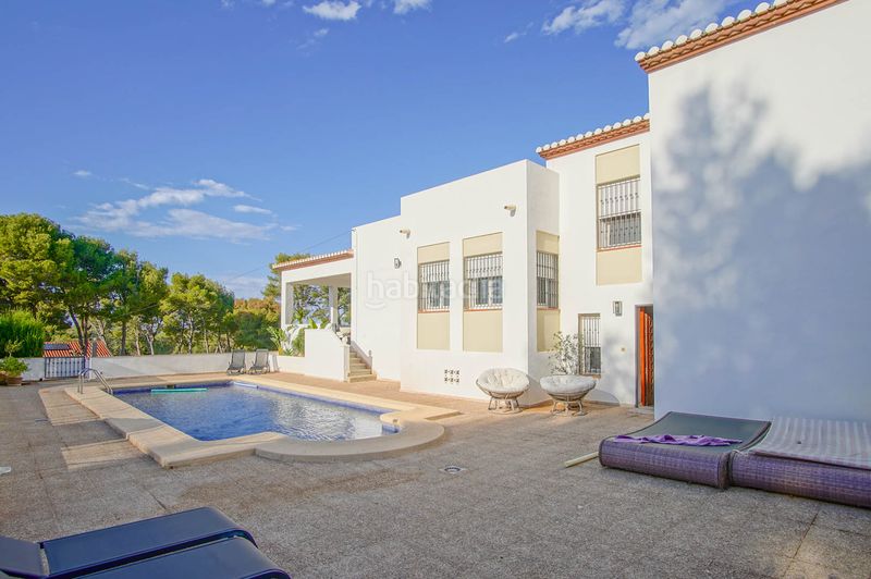 Foto 4c1e424c-3736-4af3-aa1a-d5bbf1fe3962. Xalet amb calefacció piscina a Las Rotas / Les Rotes Dénia