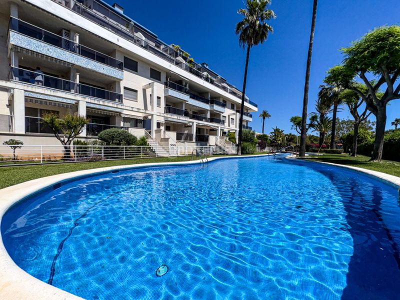 Foto 71fe5fc5-9836-4d4d-9ef6-1b46ebe83910. Apartament amb calefacció aparcament piscina a Les Bassetes - El Marjal Dénia