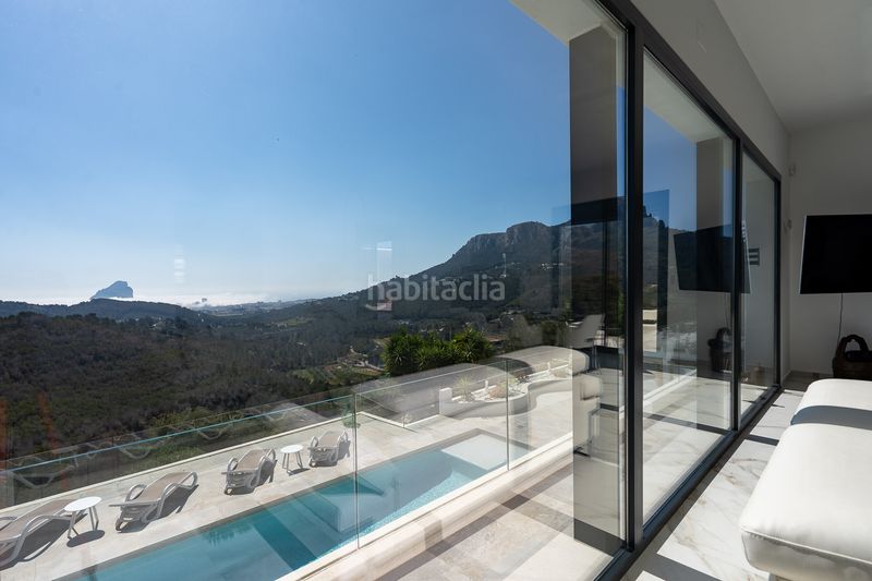 Foto e0c7a7ee-2de9-427c-9d7c-fb702393d995. Xalet amb calefacció piscina a Benissa pueblo Benissa