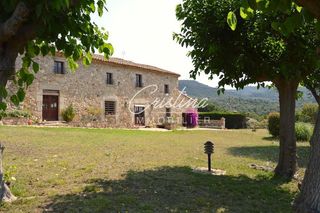 Masia a Urbanitzacions del Nord