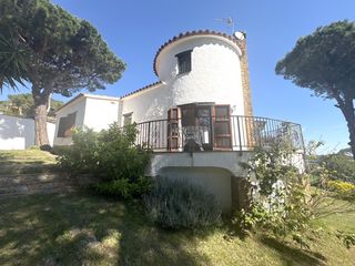 Casa a Torre Valentina-Mas Vilar de La Mutxada-Treumal