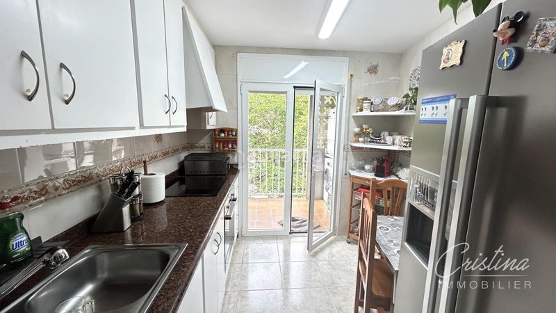Foto f4ae71d2-259a-49fa-9e1a-7b298b163517. Casa adossada amb calefacció aparcament a Poble Calonge