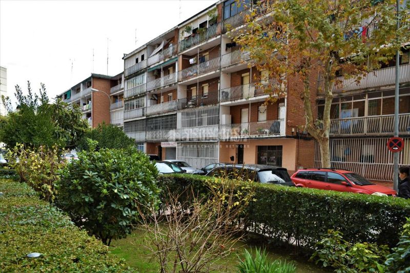 Foto ed9e27ae-deaa-4d55-88fb-ca058349d8ba. Pis amb calefacció a Val Alcalá de Henares