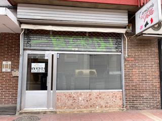 Local Comercial en Carretera de rueda 39. Carnicera para empezar a trabajar