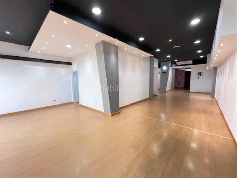 Foto a7faa024-bd04-4562-8f6e-46f0fe276a06. Location local commercial dans calle lópez gómez 20 dans Valladolid