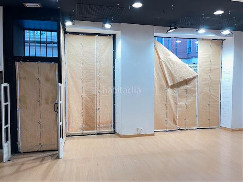 Foto d9469a8b-4791-494e-8ebe-031a98614efb. Rent business premise in calle lópez gómez 20 in Centro Valladolid