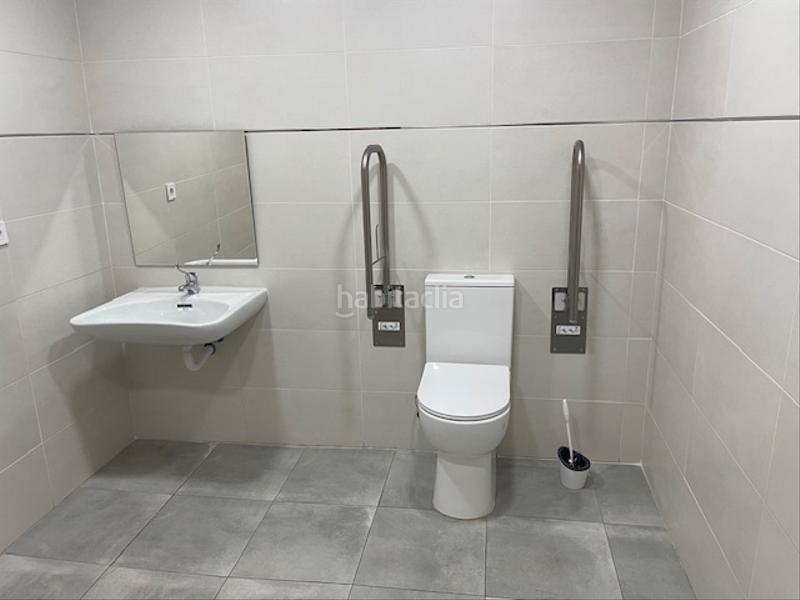 Foto 9752b8d2-d8c1-434b-aadd-26588a4da47a. Oficina en calle del puente colgante 49 oficia junto Plaza de Toros en Valladolid