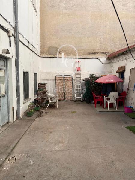 Foto 4eaea496-4483-40e2-bd6e-afb0592779c4. Piso  en venta zona Quintana en Quintana Madrid