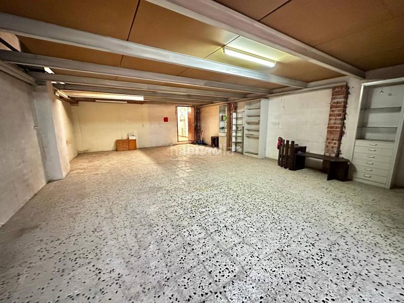 Foto 640b6fcc-9623-4b24-8415-0e3b9d4c06d2. Local comercial a bases de Manresa - carretera de santpedor Manresa