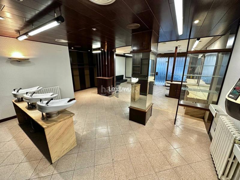 Foto 78cad505-cbba-4748-8dc7-c570d16e86d8. Local comercial a bases de Manresa - carretera de santpedor Manresa