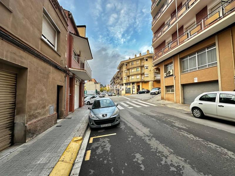 Foto bf26c2e2-53ff-4cdd-8d39-fbf2dea91d6b. Local comercial a bases de Manresa - carretera de santpedor Manresa