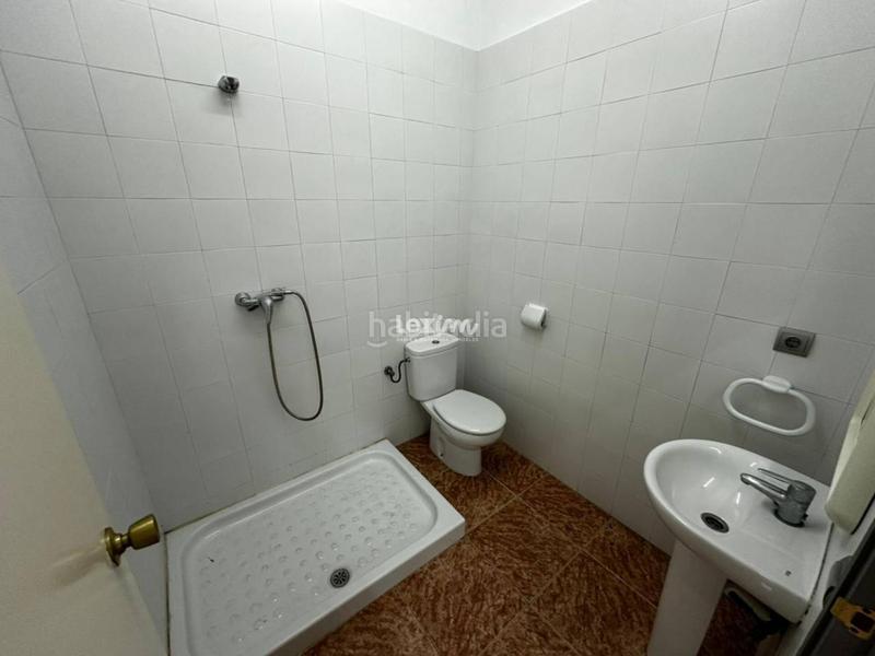 Foto b4a3c9db-d1b6-4308-b439-0031283967b3. Business premise in Centre - Passeig i Rodalies Manresa