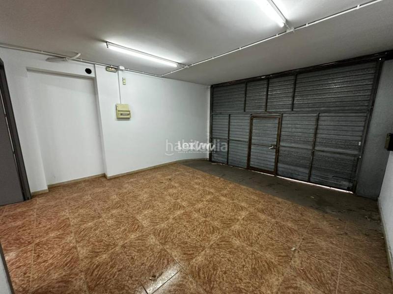 Foto f49284d8-af5a-4378-83a1-30a17147d5ae. Business premise in Centre - Passeig i Rodalies Manresa