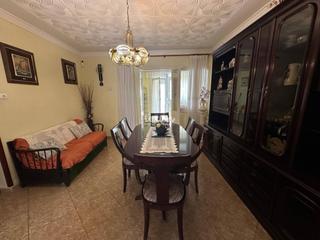 Casa  Cinto verdaguer. Casa en venta con patio en sant vicen de castellet