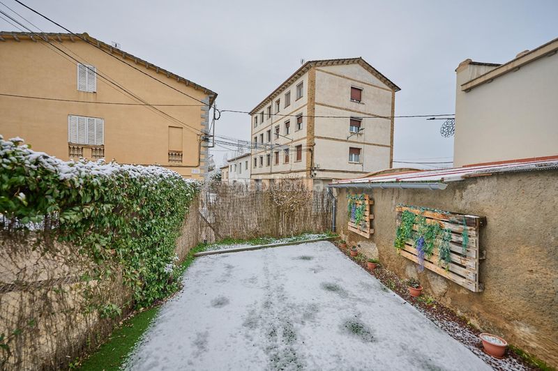 Foto add9e166-b5b5-42d3-b4d3-7278764e7727. Casa amb aparcament a Balsareny