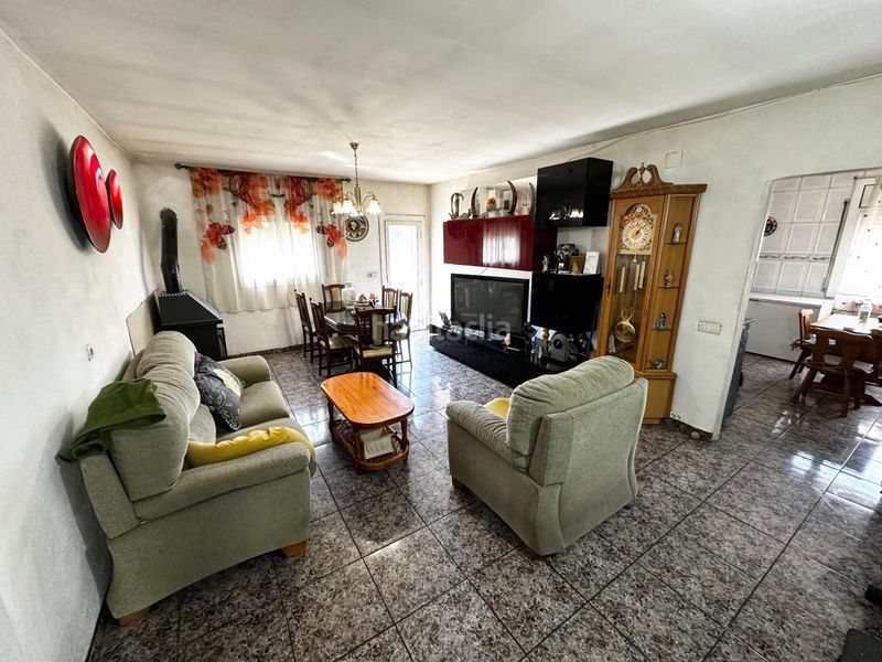 Foto 4d7feccb-0031-40fa-9b6f-0c0a0af1616e. Casa amb aparcament a Fonollosa