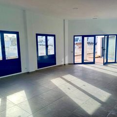 Lloguer Local Comercial a Avenida de las islas canarias 16. Estupendo local inmejorable ubicación en costa teguise.