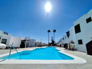Appartement in Puerto del Carmen. Estupendo apartamento en complejo con piscina en puerto del carm