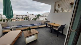 Apartament  Calle las adelfas. Maravilloso apartamento con terraza