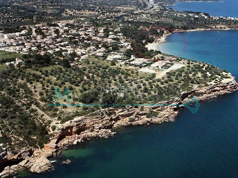 Foto 491a8c89-60e8-4de8-b10a-076d50893edd. Terreny residencial a Ampolla (L´)