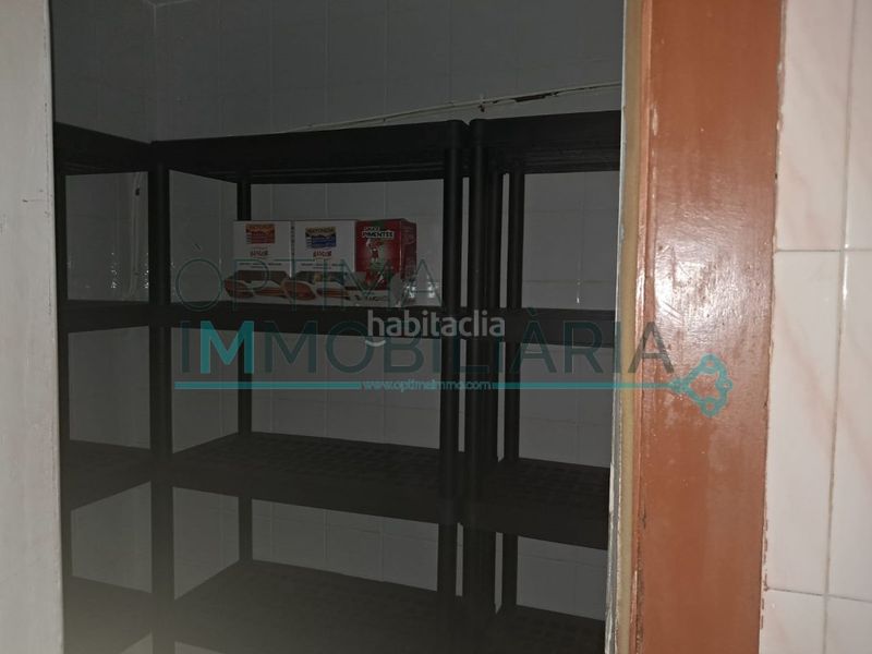Foto f854f451-46da-45ca-8bcf-ba6a42868b54. Geschäftsraum in Pas de La Casa Encamp