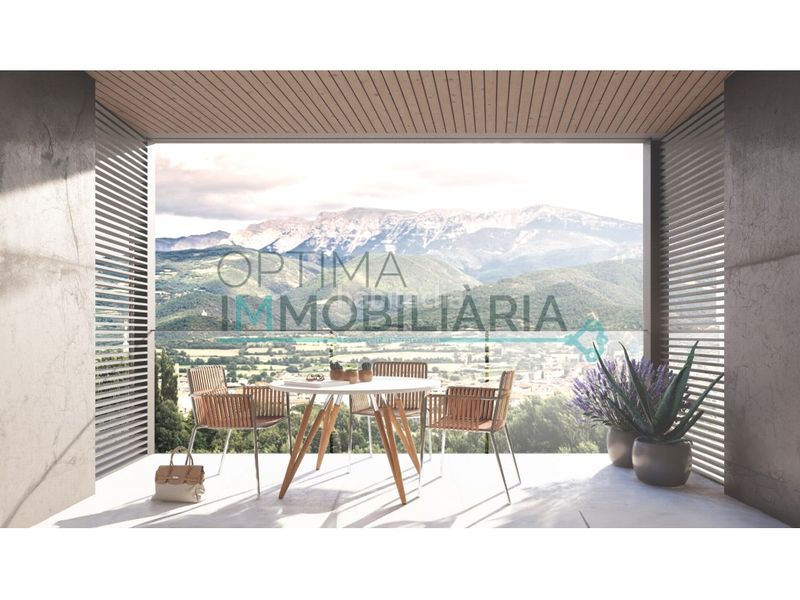 Foto 3f872f07-2b15-4fa0-94a2-8a694e402174. Apartament amb aparcament a Seu d´Urgell (La)