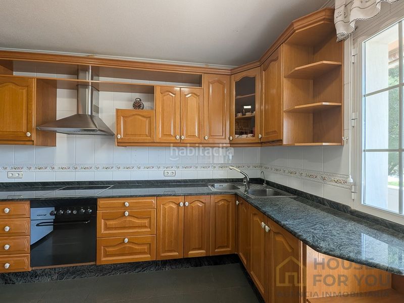 Foto 6f51d887-2272-4520-9323-7ad9f14f2e5e. Casa amb aparcament a Los Narejos_Punta Calera Alcázares (Los)