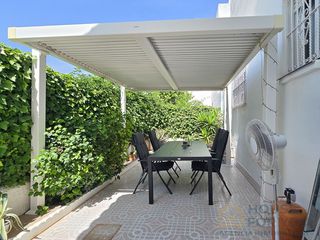 Duplex  Calle cibeles-claras. Amplio dúplex con gran patio, terraza y orientación sur junto a
