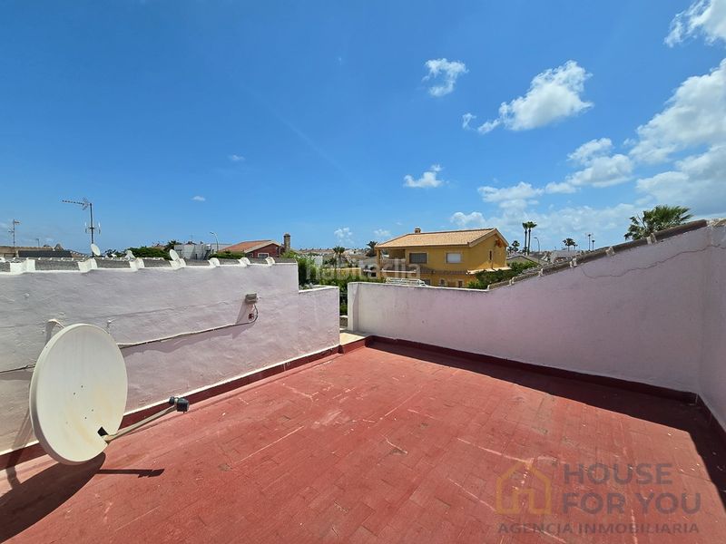 Foto 670b38f6-c74b-490b-913d-4c7bc586770c. Casa amb aparcament a Los Narejos_Punta Calera Alcázares (Los)