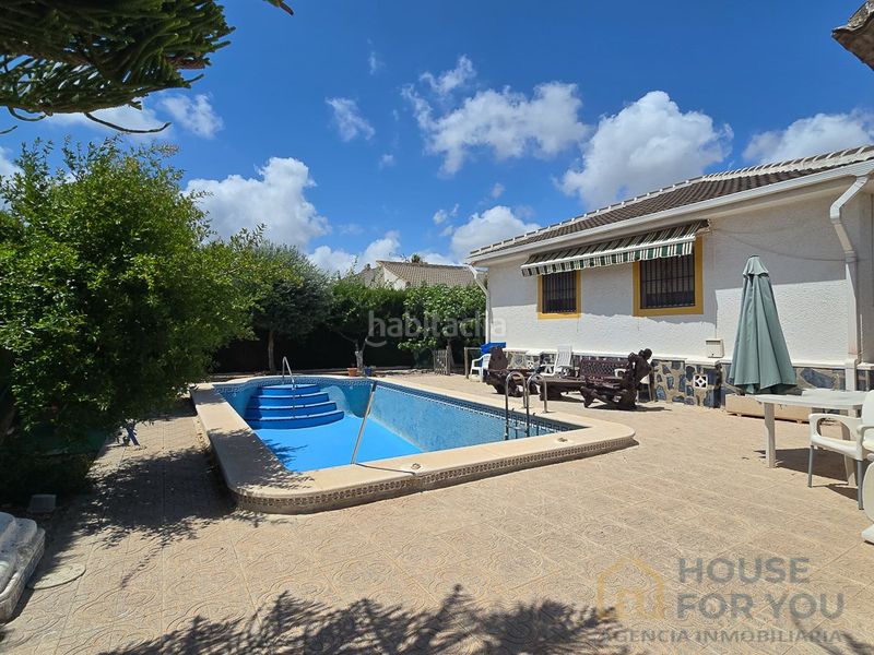 Foto eda270b1-b827-4e46-8b8c-02e6a4be154d. Casa amb aparcament a Los Narejos_Punta Calera Alcázares (Los)