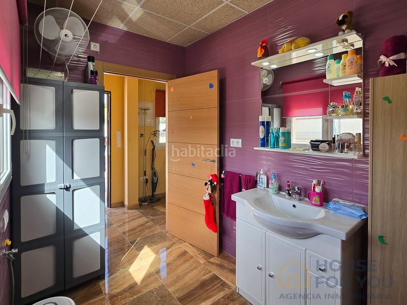 Foto 0f6bb1d6-7e39-48a3-aaf1-3a321ddb124f. Casa amb aparcament a Dolores de Pacheco-Santa Rosalía Torre - Pacheco