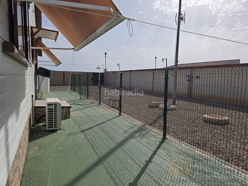 Foto b6852d4a-abd5-46e2-9d4e-3050e9cbf4c0. Casa amb aparcament a Dolores de Pacheco-Santa Rosalía Torre - Pacheco