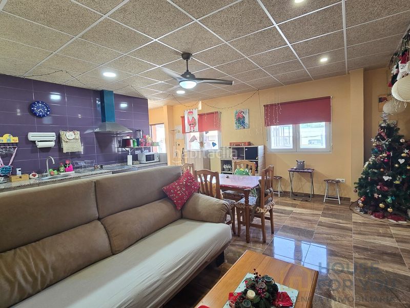 Foto dc181107-1e48-4f00-ac49-5e0e4641c0fb. Casa amb aparcament a Dolores de Pacheco-Santa Rosalía Torre - Pacheco