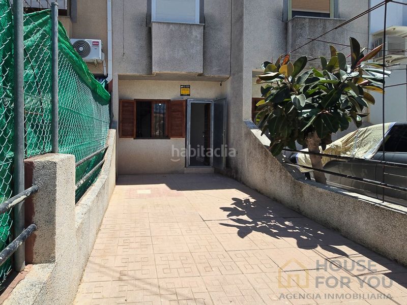 Foto 320759fa-2cad-4323-9ed5-fe9b01bcd73f. Dúplex amb aparcament a Centro Alcázares (Los)