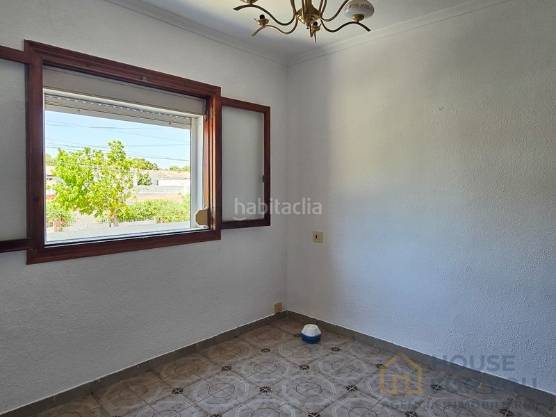 Foto e1ddece1-ab95-4a62-86c5-ee2213f1d3cb. Dúplex amb aparcament a Centro Alcázares (Los)
