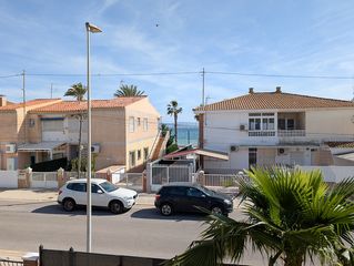 Maison jumelée  Calle pintor sobejano. Chalet adosado en segunda línea de playa – garaje, gran patio y