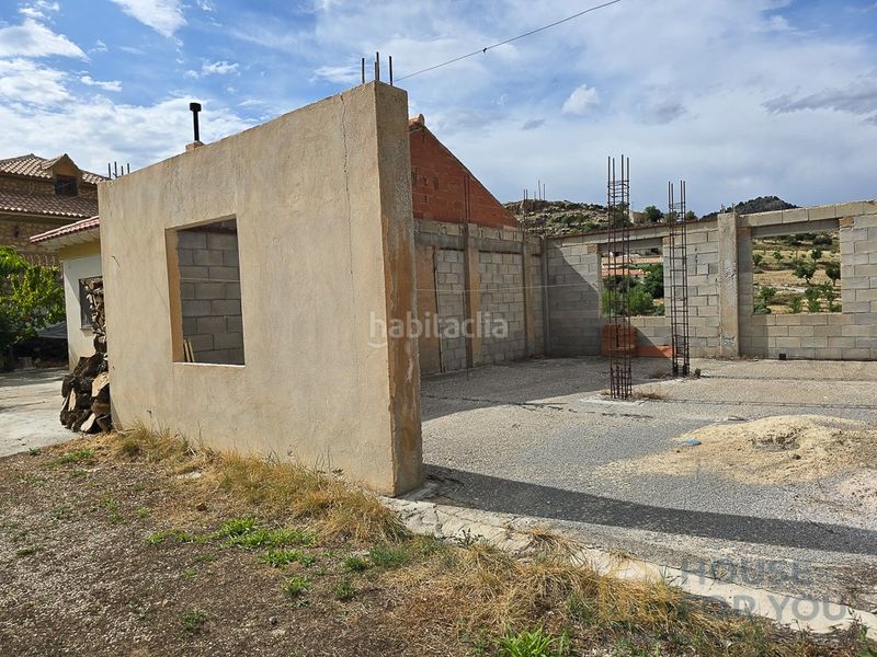 Foto a3124901-a92d-4068-9ccb-995733efc6a4. Masia amb aparcament a Castril