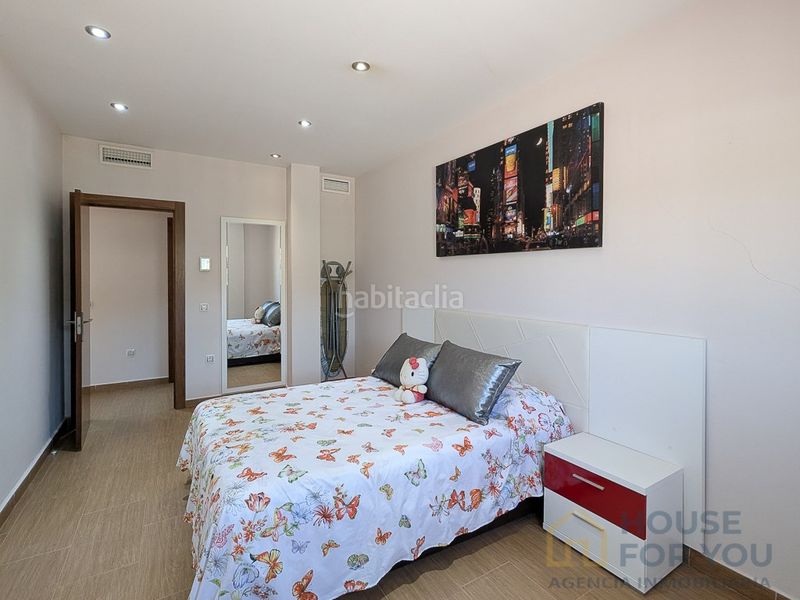 Foto d73a990c-b09a-4a27-8435-2d7df46450fc. Masia amb aparcament a Castril