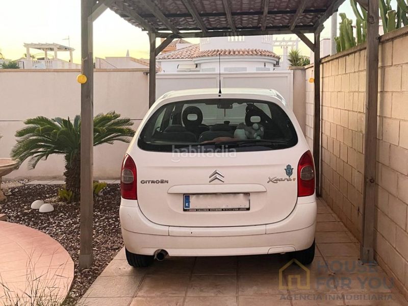 Foto e6de9269-ee43-4ed8-a0a0-036da609d7fa. Casa amb aparcament a Sucina Murcia